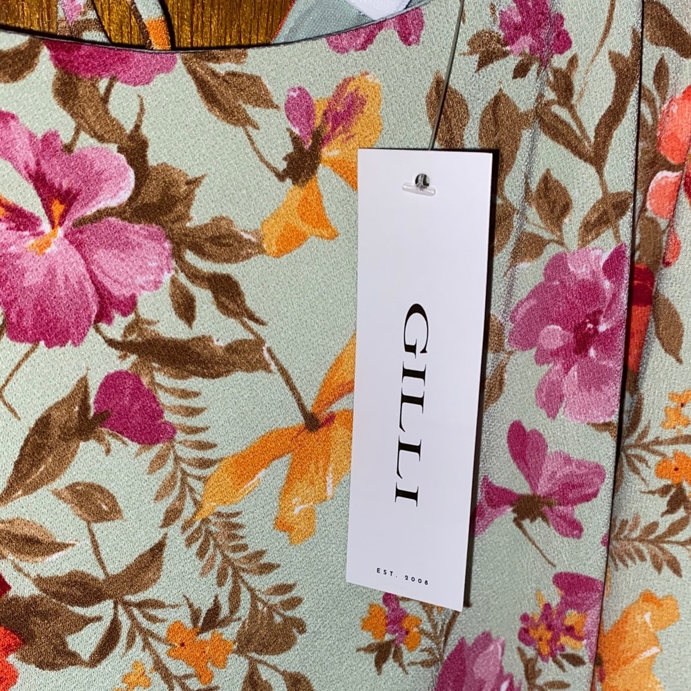 Gilli Floral Dress with Pink and Orange Accents - Picture 4 of 11